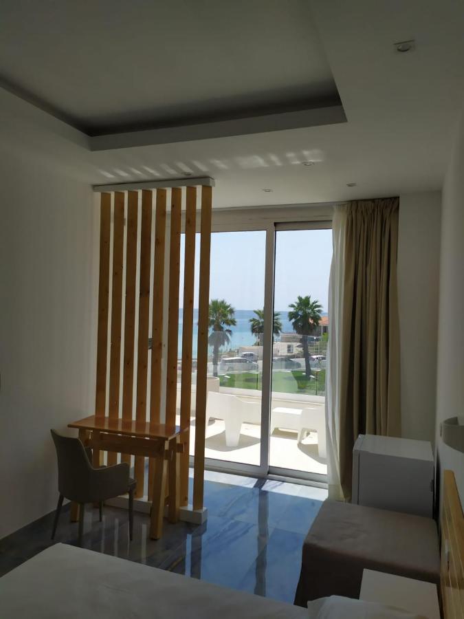 Jonium Hotel - Amazing Sea View And Swimming Pool פולסנו מראה חיצוני תמונה