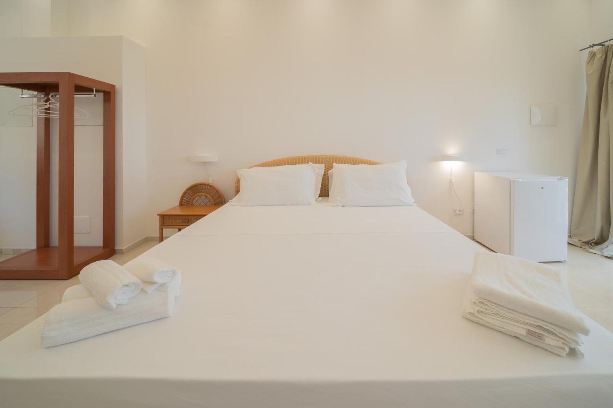 Jonium Hotel - Amazing Sea View And Swimming Pool פולסנו מראה חיצוני תמונה
