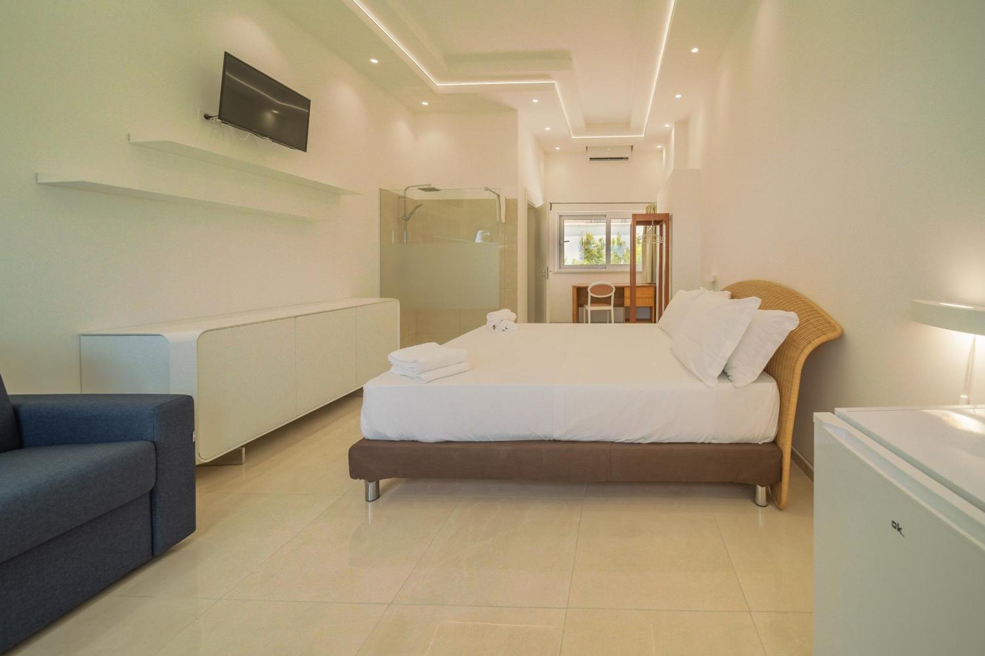 Jonium Hotel - Amazing Sea View And Swimming Pool פולסנו מראה חיצוני תמונה